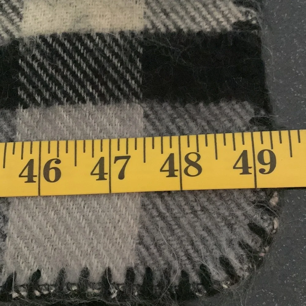 BCBG MaxAzria Stripes Herringbone Warm Cozy Reversible Throw Coastal Minimalist